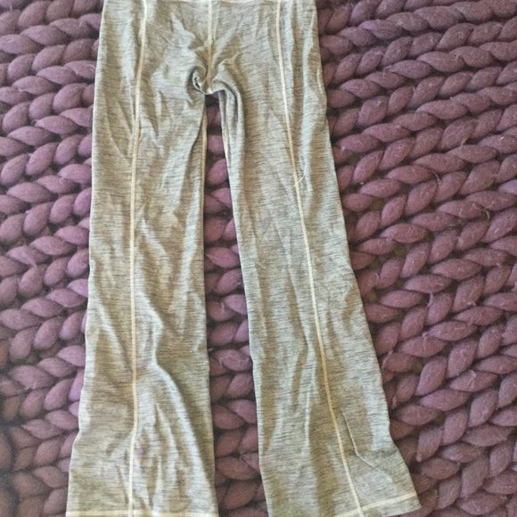 lululemon groove pants - Picture 4 of 6